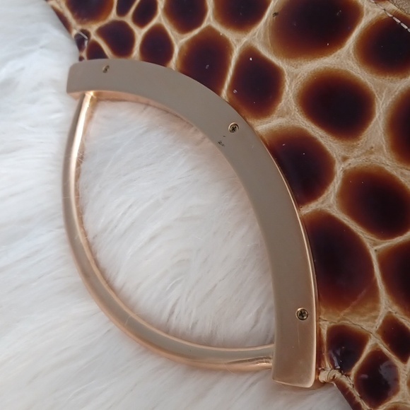 Hobo Medium Size Clutch - Picture 6 of 14